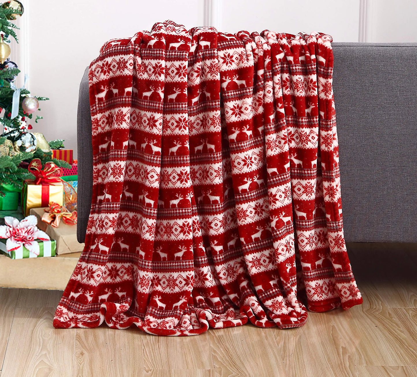 Elegant Comfort Luxury Velvet Super Soft Christmas Prints Fleece Blanket-Holiday Theme Home Décor Fuzzy Warm and Cozy Throws for Winter Bedding Couch and Gift 50 x 60 inch Double Reindeer